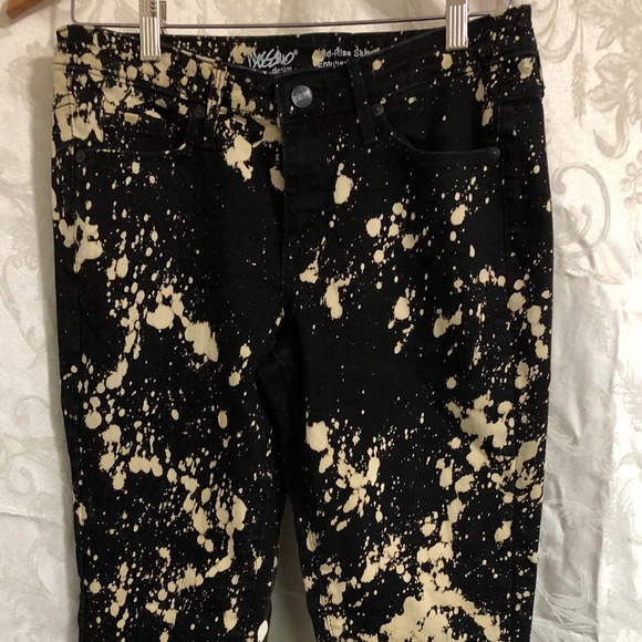 Custom Bleach / Tie Dye Black Denim Jeans | Mossimo | Size 6S (short) - Picture 1 of 3
